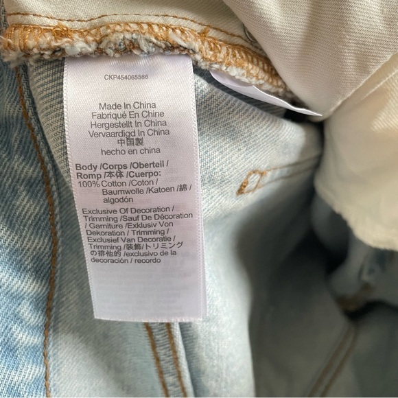 Madewell Classic Straight Full-Length Jeans in Fitzgerald Wash - Picture 6 of 11